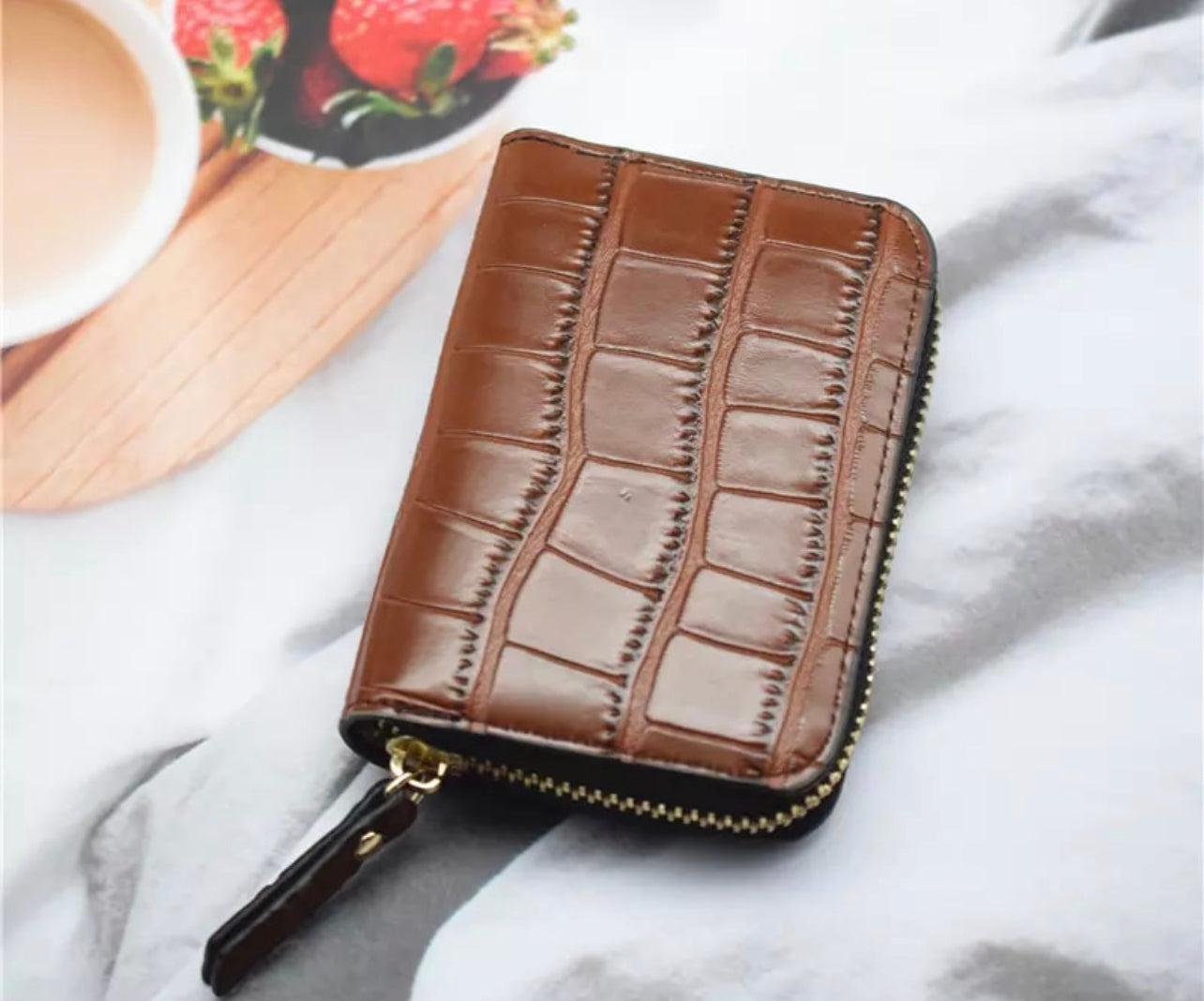 Crocodile card holder wallet case