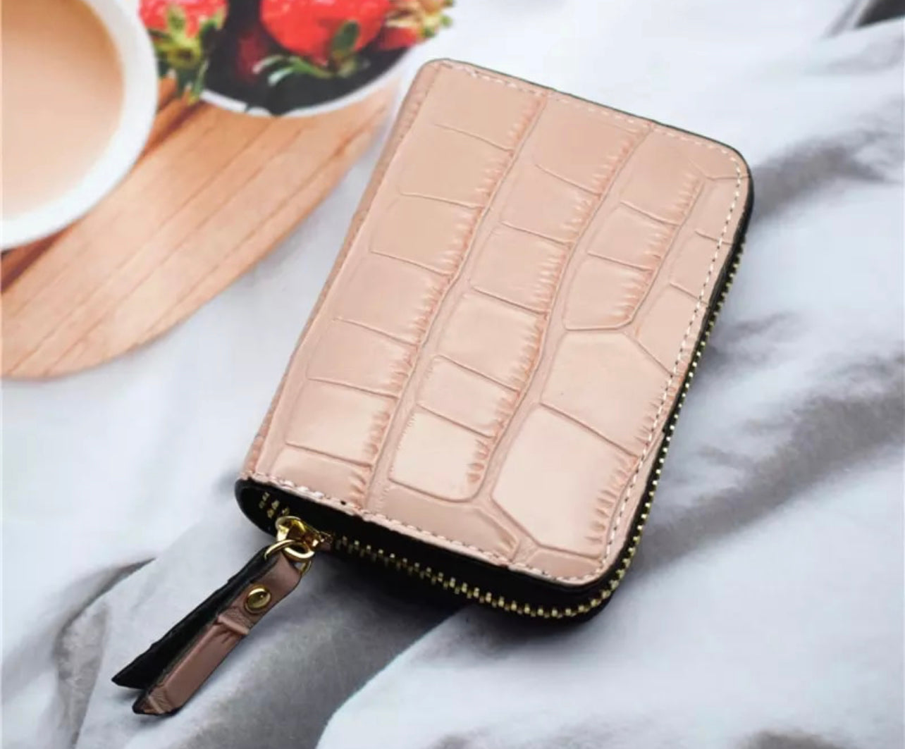 Crocodile card holder wallet case